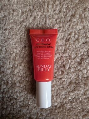 Sunday Riley C.E.O. Brightening Serum Travel-Trial Size Tube .17fl oz $8 NWT